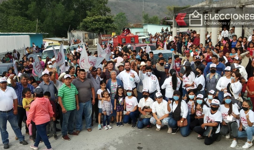 Potrero y Acatla apoyan al Profe Feyo