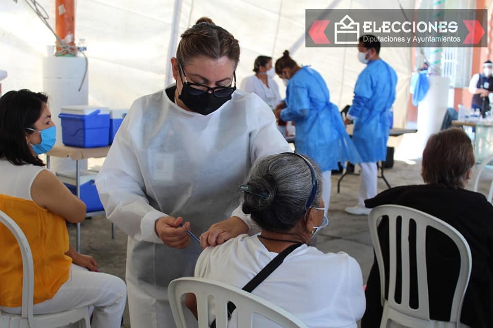 Aplicación de la Segunda Dosis de la Vacuna en Ciudad Mendoza