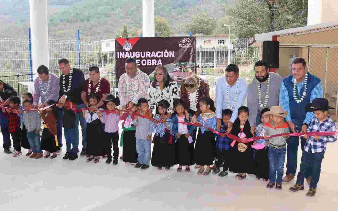 Inauguración de Obras Educativas en Camerino Z. Mendoza