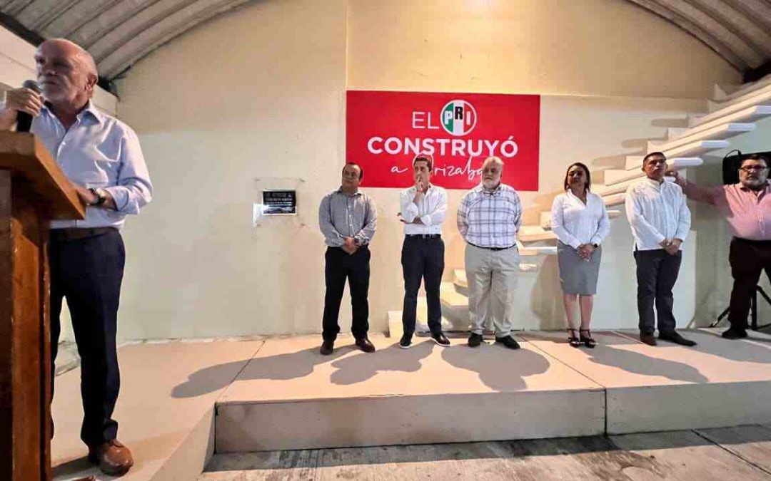 Pacto de unidad en Orizaba con Hugo Chahín Kuri