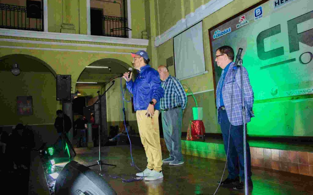 El auditorio de la CROM Orizaba se llenó de las voces de artistas de la región en la Noche de Café Bohemio