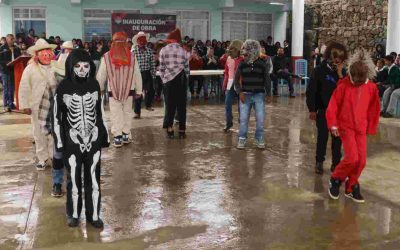 Entregan techado en Telesecundaria de Necoxtla; mejora beneficiará a cientos de estudiantes