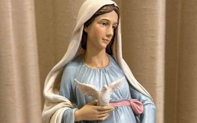 “Comienza Adviento: Bendición a las mujeres del presente y futuro”